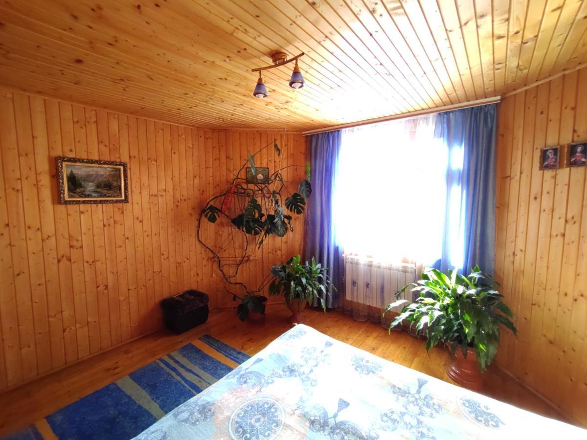 Guesthouse U Dida Viktora Yaremche Eksteriør billede