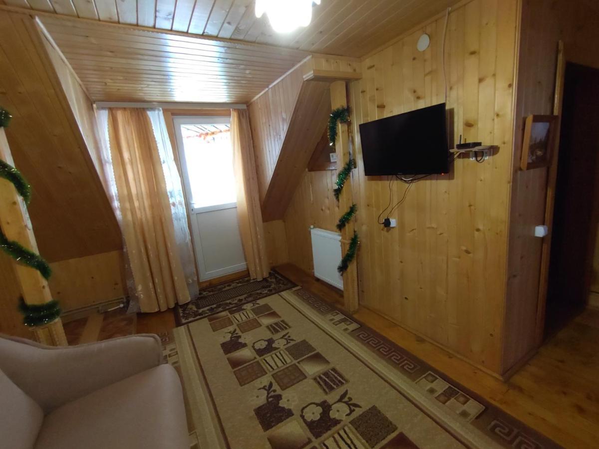 Guesthouse U Dida Viktora Yaremche Eksteriør billede