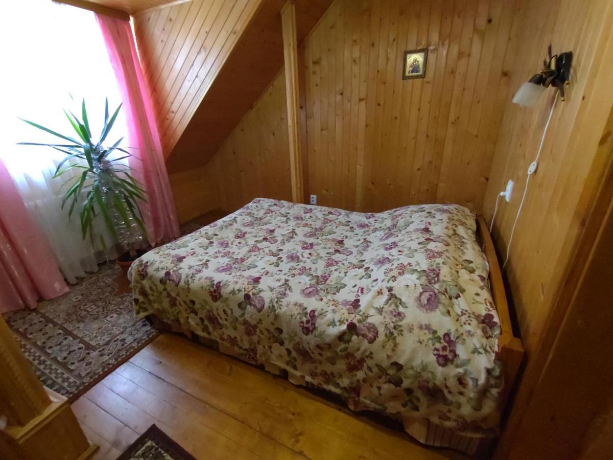 Guesthouse U Dida Viktora Yaremche Eksteriør billede