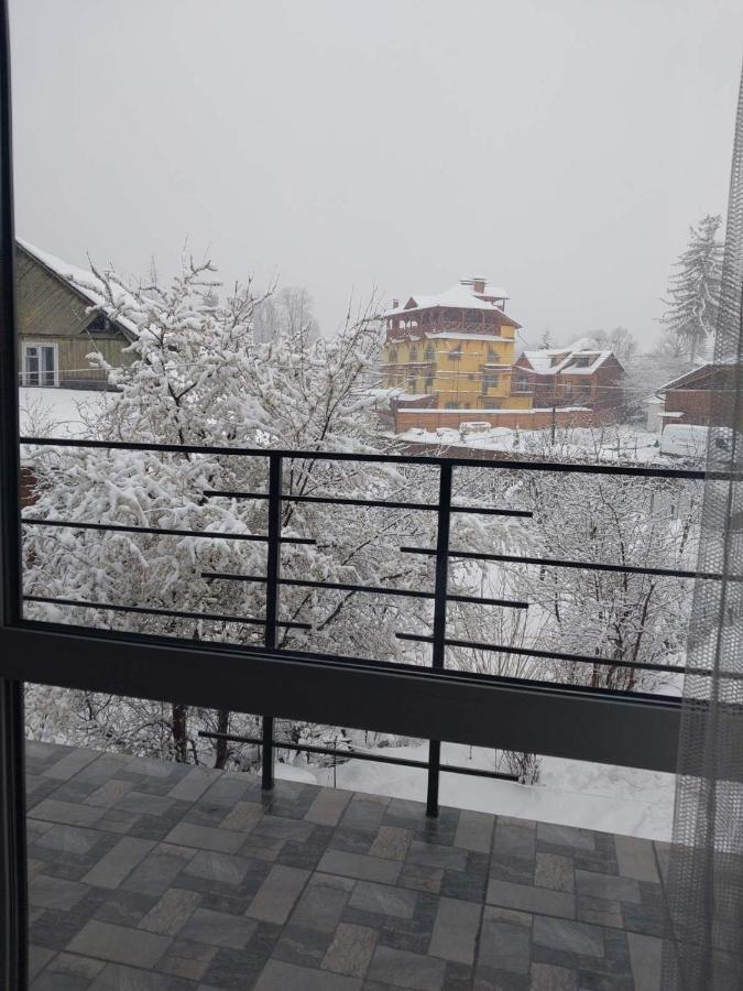 Guesthouse U Dida Viktora Yaremche Eksteriør billede